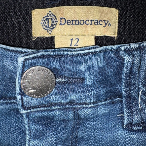 Democracy Wide Leg Jeans - Picture 6 of 9
